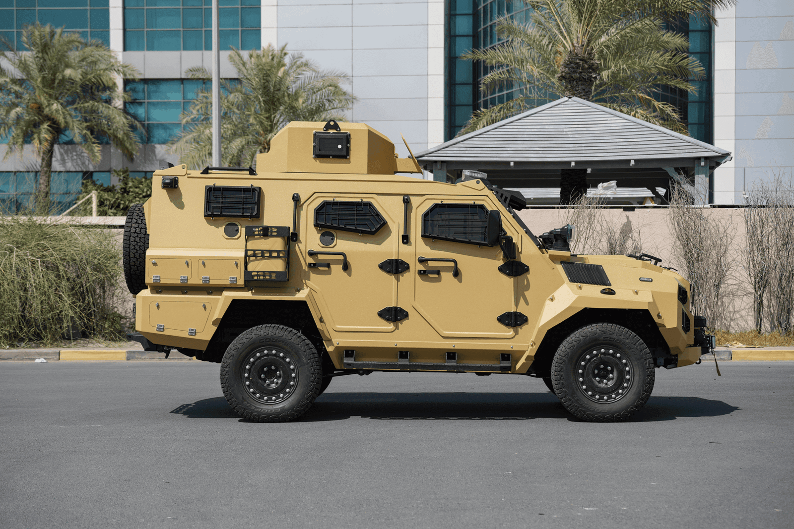 SAV Defender V3 side view