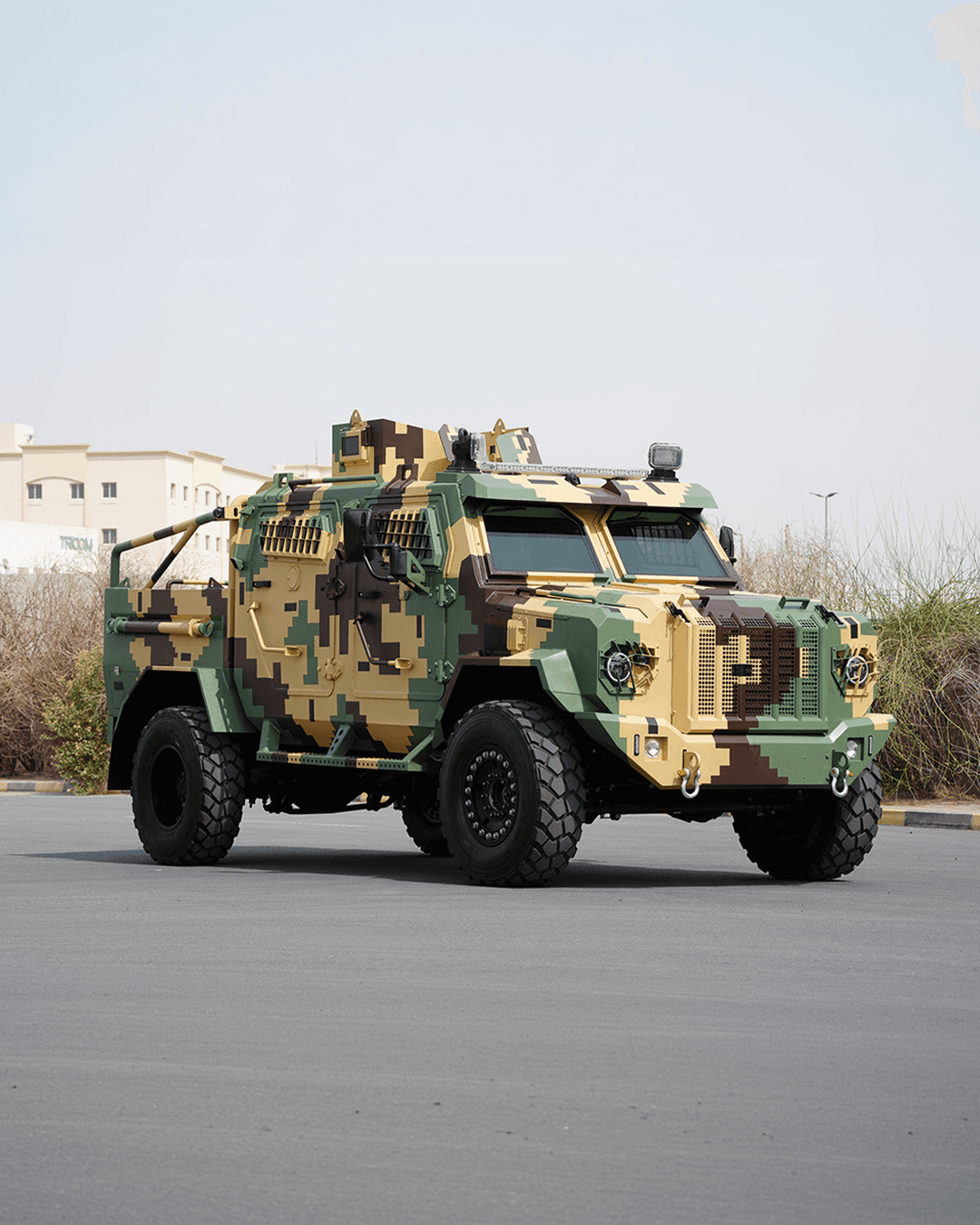 Camouflage armoured vehicle
